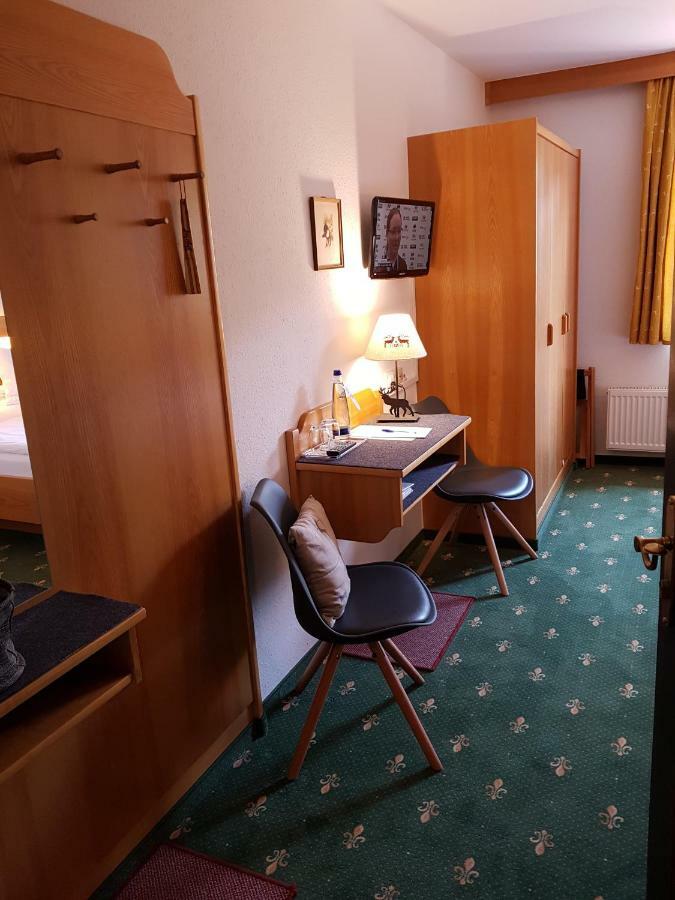 Hotel Jagerhof Garni ベルナウ・アム・キームゼー エクステリア 写真